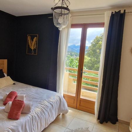 לינה וארוחת בוקר Vico Mare E Monti Chez Thomas Et Magali מראה חיצוני תמונה