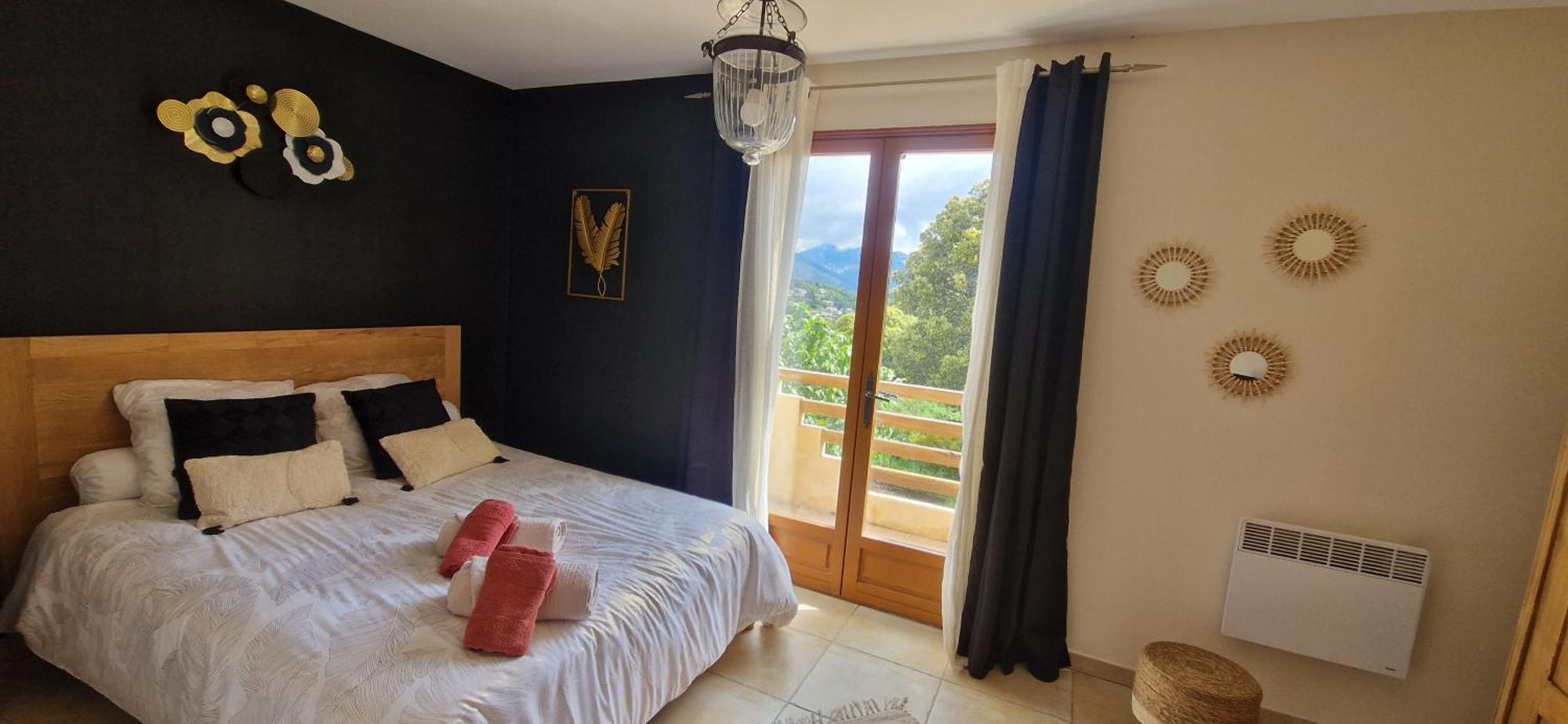 לינה וארוחת בוקר Vico Mare E Monti Chez Thomas Et Magali מראה חיצוני תמונה